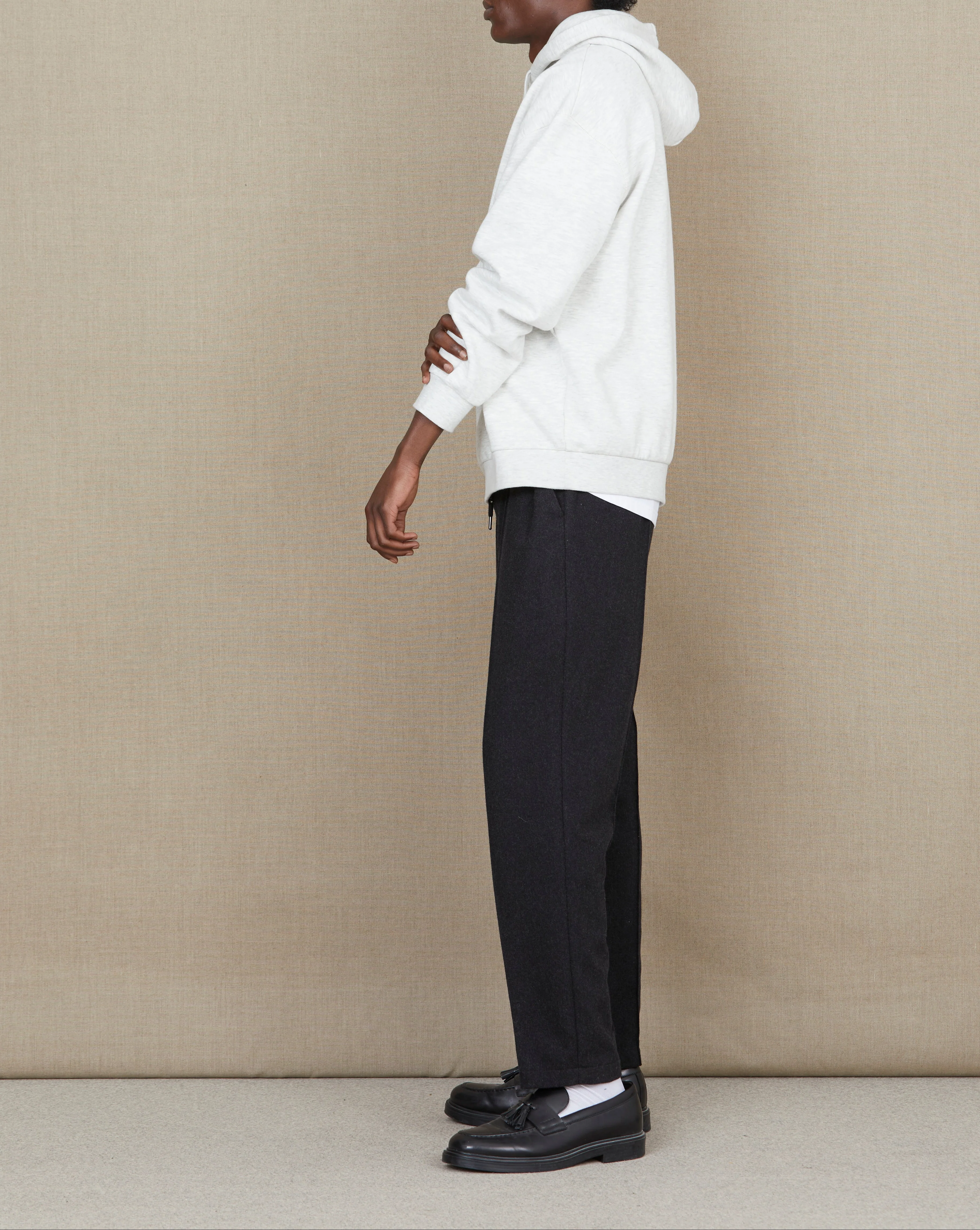 SWEATSHIRT CITY HOOD OVERSIZE GRIS - Image 5